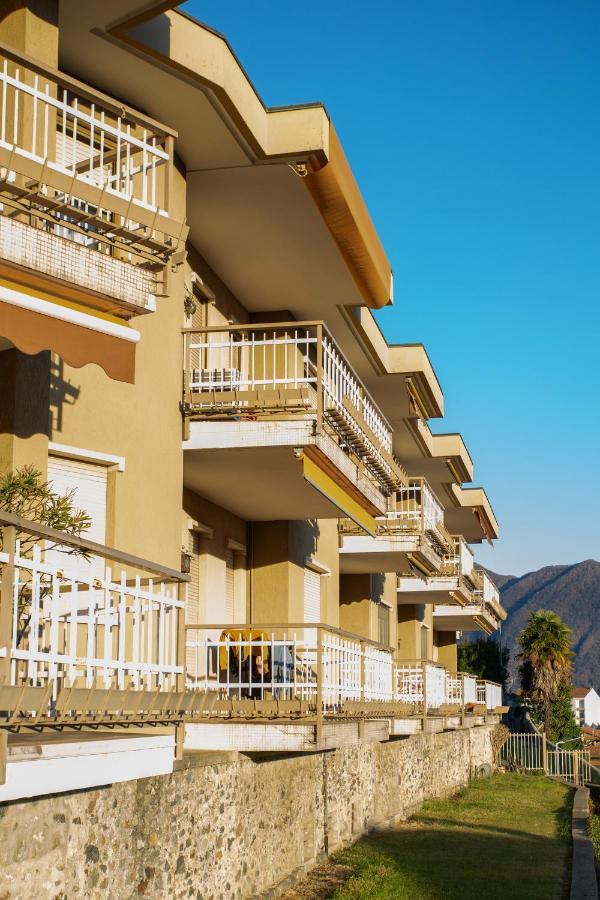 Casa Vacanze Heidi Vista Lago Вербания Экстерьер фото